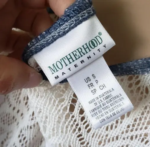 Motherhood Maternity knit striped top size small