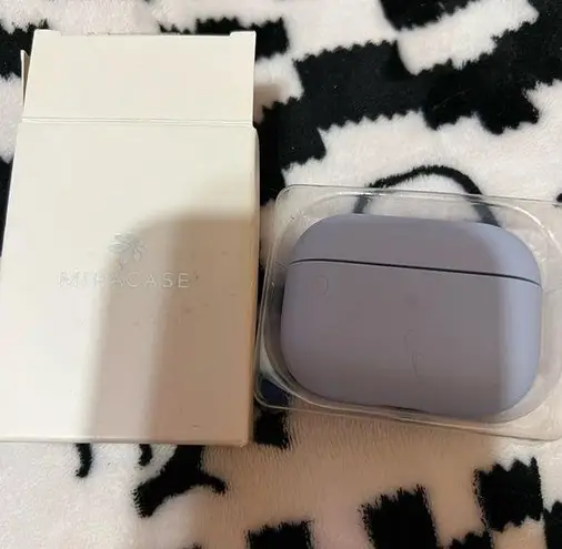 AirPods Pro case