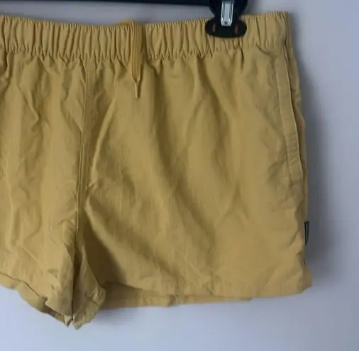 Patagonia  women’s yellow athletic drawstring shorts, size XL #