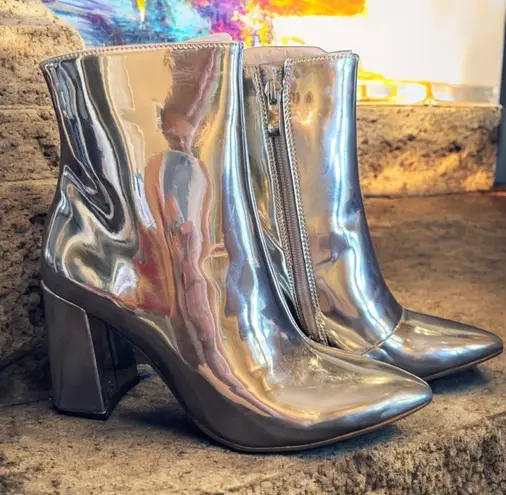 Matiko Silver Mirror Metallic Block Heel Ankle Boots Size 36 US 6 NIB - Image 1