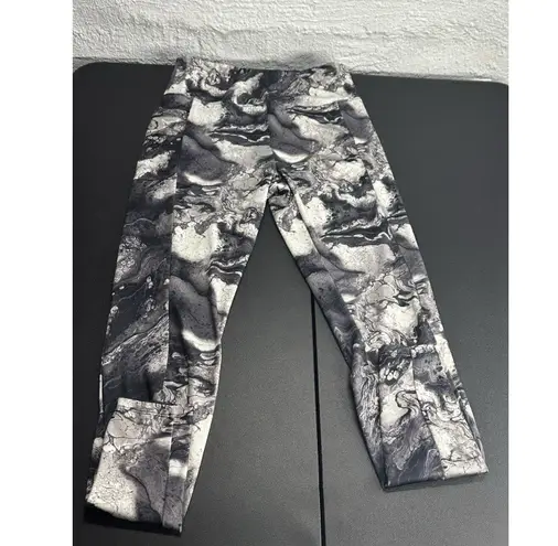 Zone Pro Woman’s leggings Size Medium