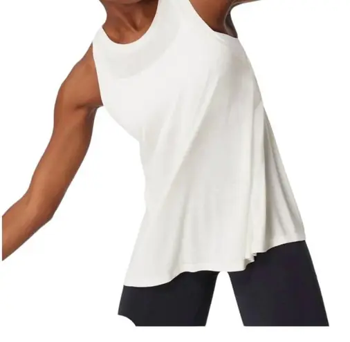 Sweaty Betty  NWT Easy Peazy Sporty Relaxed Fit Crew Neck Lily White Tank Medium