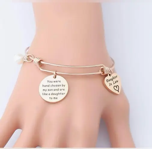 Daughter In Law Bracelet in Rose Gold