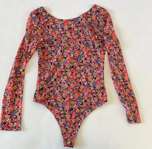 WAYF pink floral scoop back bodysuit small