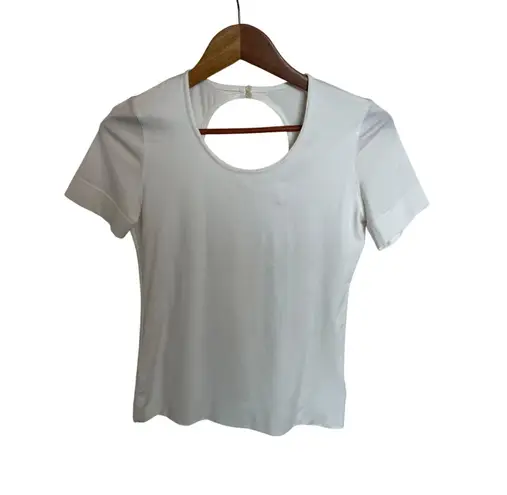Akris Punto Ivory Keyhole Cutout Tee T-Shirt Top Size 6 MINIMALIST LUXURY CASUAL