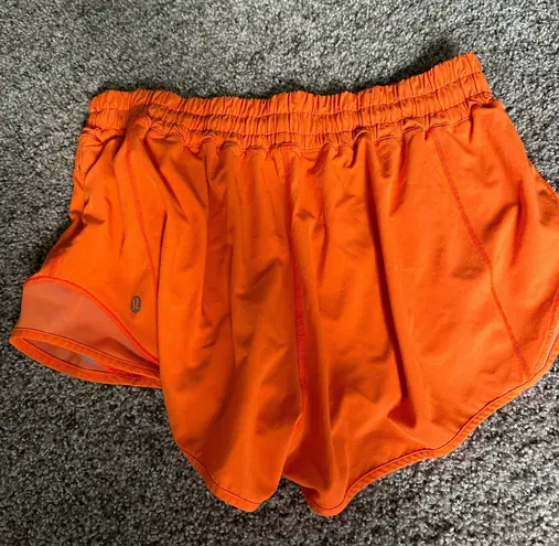 Lululemon Hotty Hot Short 2.5”