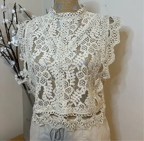 Chicwish Crochet Lace Sleeveless Top