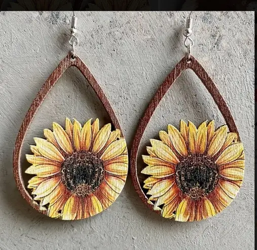 Sunflower Earrings Rustic Wood Teardrop Country Summertime Yellow