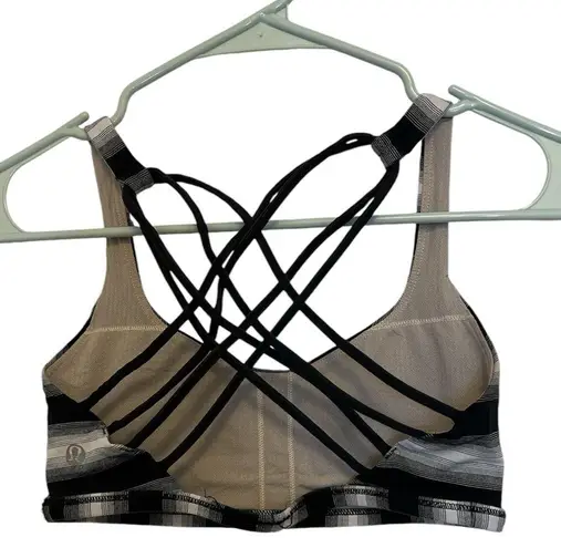 Lululemon  | Free To Be Wild Sports Bra size 4