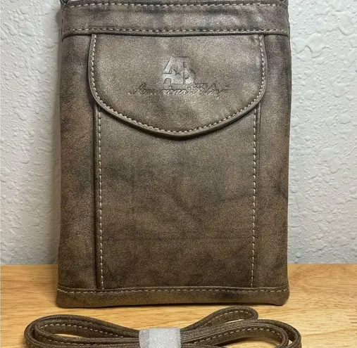 Montana West American Bling Western Embossed Embroidered Studded Crossbody