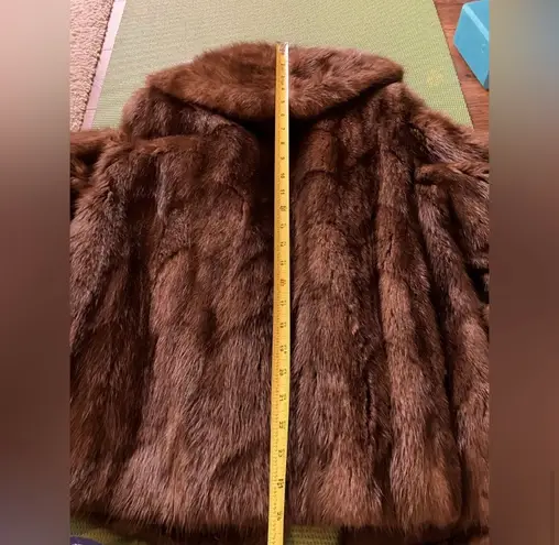 Sable fur coat with a brand new lining size 8 Brown