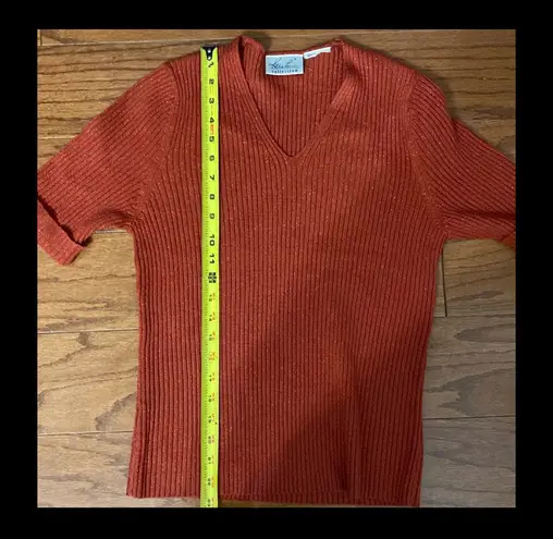 Kathy Lee shortsleeved red brick metallic sweater - Size Medium