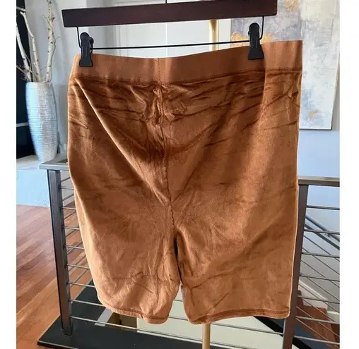 SKIMS  Velour High-Waisted Bike Shorts in Copper