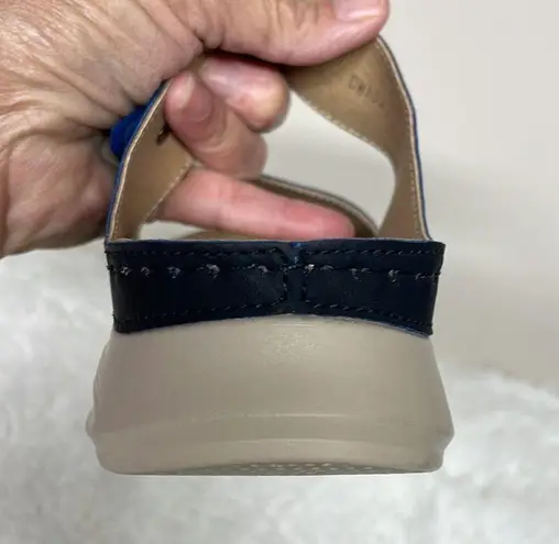 Italina NWOT Blue Rosette Flower Embellished Slip on Padded wedge sandals