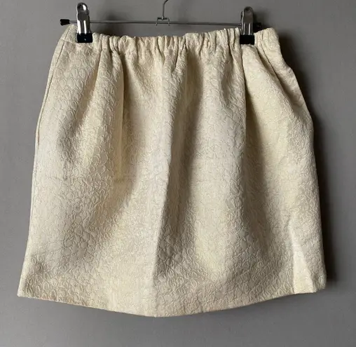 Pins & Needles sz S metallic gold threaded skirt Gold