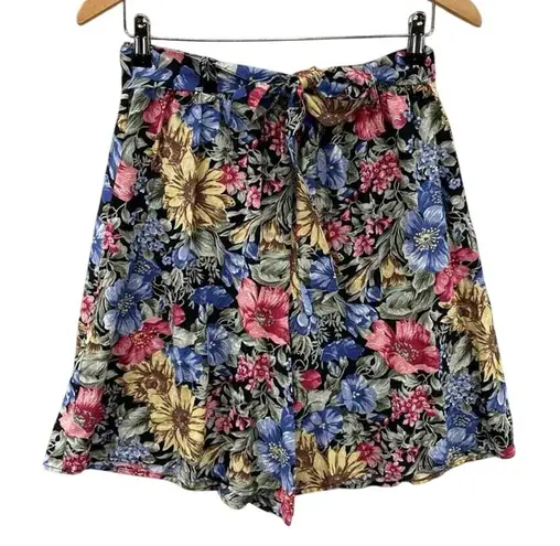 Vintage Kathie Lee Shorts Womens 14 Black Floral Rayon Elastic Waist Tie Belt Size 14P