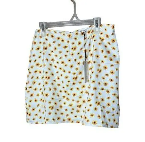 We Wore What Ditsy Daisies Mini Slip Skirt NWT Size Small