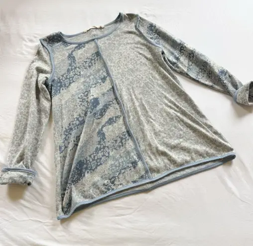 Soft Surroundings Piped Tunic Sweater Women's Small Blue Gray Animal Print
