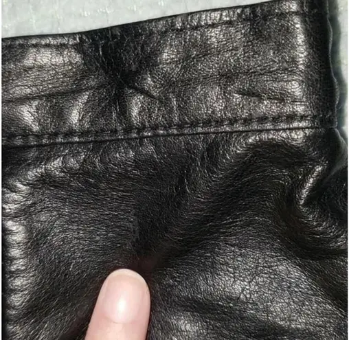 Real Genuine 100% Leather XTC of New York Leather mini skirt size Medium Black