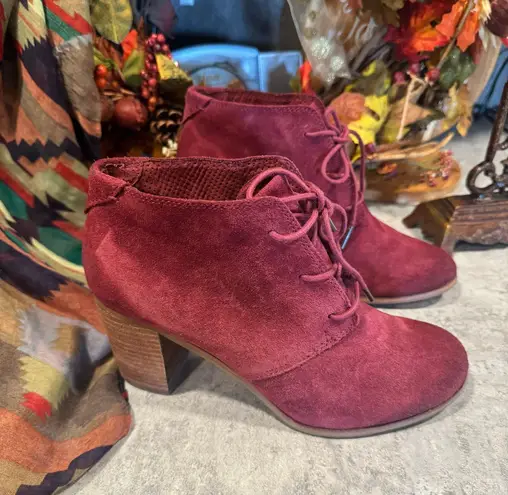 Toms Women's Burgundy Suede Lace Up Wedge Boots #300716 Size 10W