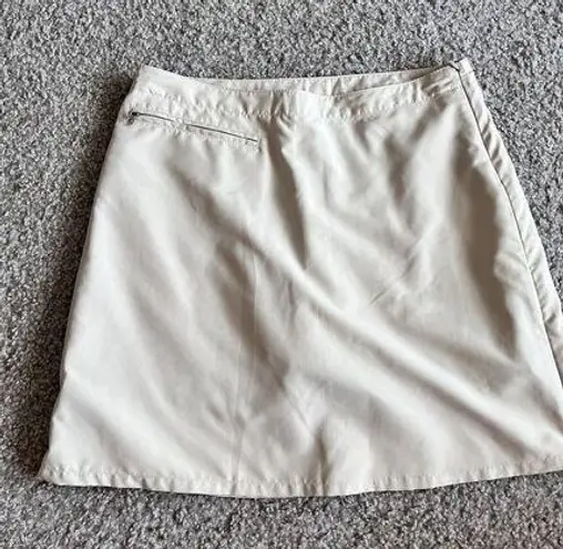 Patagonia  Duway Skirt Skort Golf Pocket Zip Sides Beige Size 6 Pickleball Gym