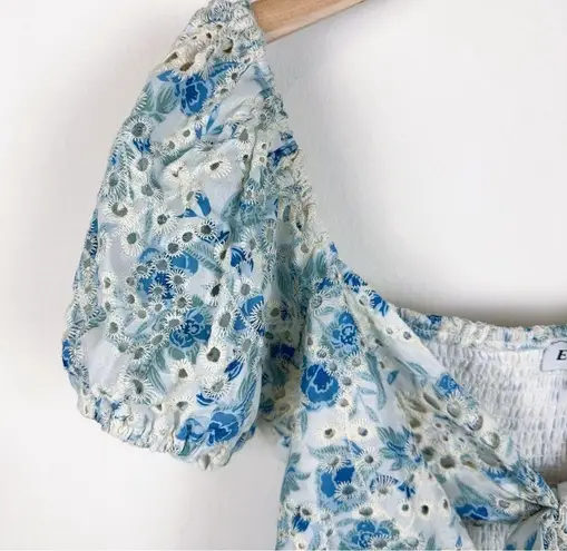 NWT En Saison Ruffled Eyelet Blouse Blue Floral Size L White Size L