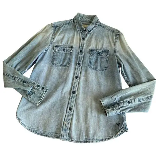 Via Penny Lane Reworked Apparel | Journey Custom Chambray Button Up Shirt Blue Size M
