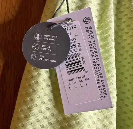 LIJA “Can’t be Tamed” NWT Mesh Circle Slit Skort in Celery yellow/green Yellow Size L