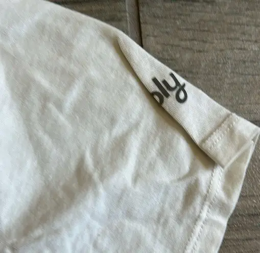 Ably filium activated tshirt Size XS