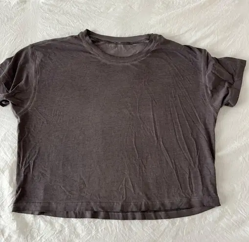 Lululemon T-Shirt