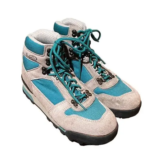 New Vintage Vasque 7591 Khaki Green Suede Hiking Boots Clarion 88 Goretex 9.5