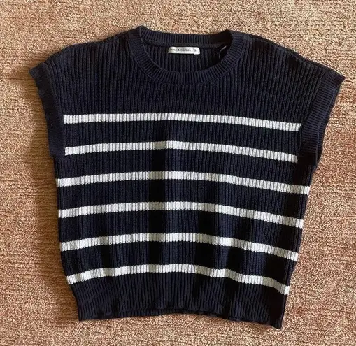 Moon Madison Navy White Striped Sleeveless Knit Sweater Size Small Cotton Blend