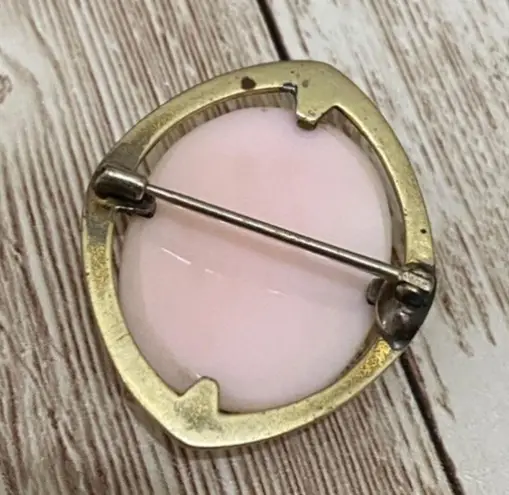 Vintage R&F Signed Cameo Pink Shell Art Noveau Victorian Brooch