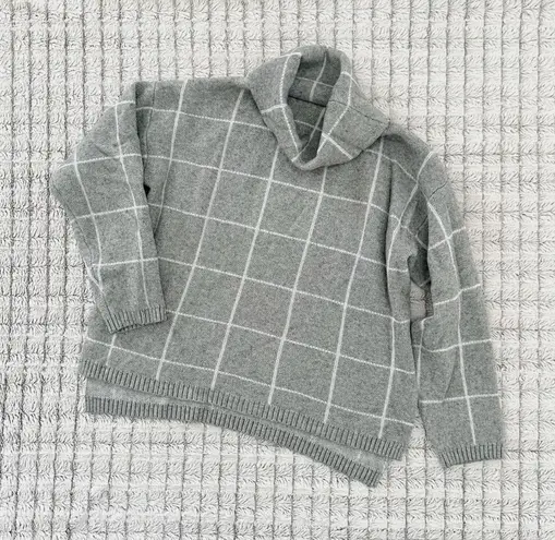 Source Unknown Boutique Gray Windowpane Turtleneck