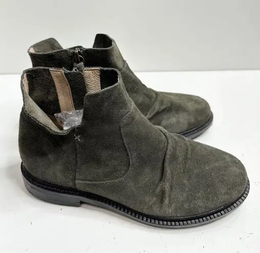 Kelsi Dagger  Boots Women Size 5 Olive Suede Latch  Ruched Ankle Booties NEW