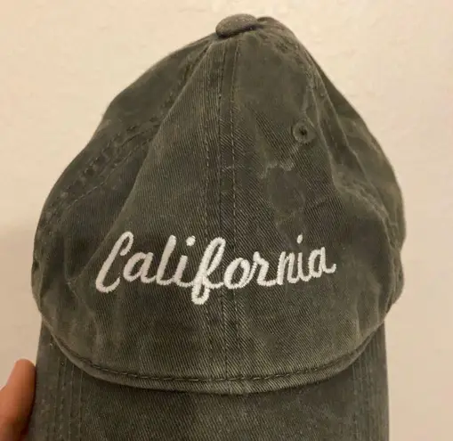 Brandy Melville California Hat