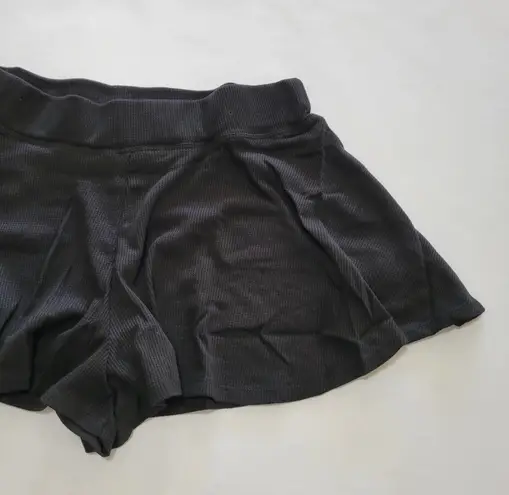 Row A Black Flutter Lounge Flounce Thermal Shorts Size XL