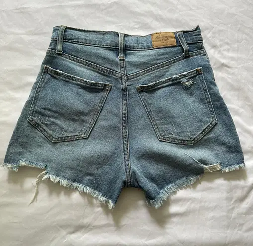 Abercrombie & Fitch Curve Love High Rise Shorts