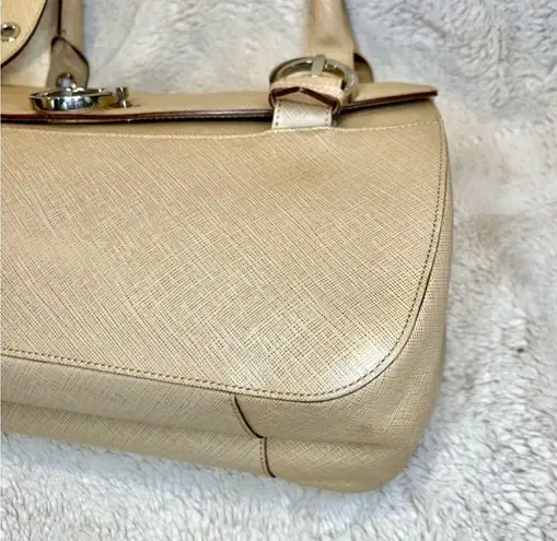 Salvatore Ferragamo Gancini Beige Leather Shoulder Bag