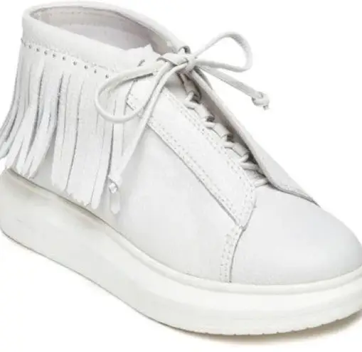 Hollie Watman women white leather fringe platform moccasin sneakers Size9.5 Size 9.5