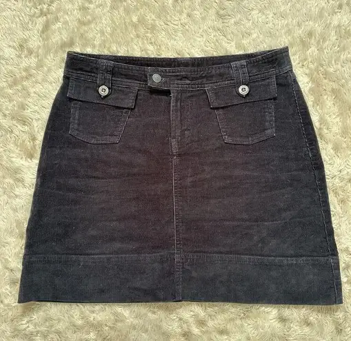 Patagonia  Sz 6 Black Corduroy Organic Cotton Mini Skirt Fall Winter Pockets