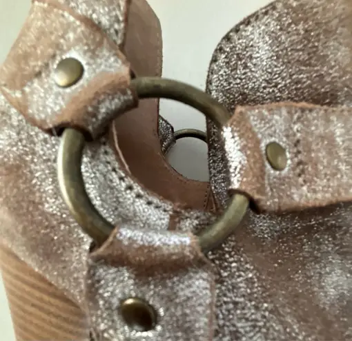 Seychelles | women’s metallic ankle bootie. Size: 6.5