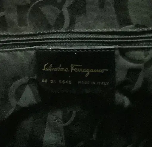 Salvatore Ferragamo Authentic Black Leather Gancini Satchel Handbag Shoulder Bag