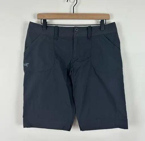 Arcteryx Arc'teryx Women's Charcoal Grey Long Lightweight Hiking Short, 10