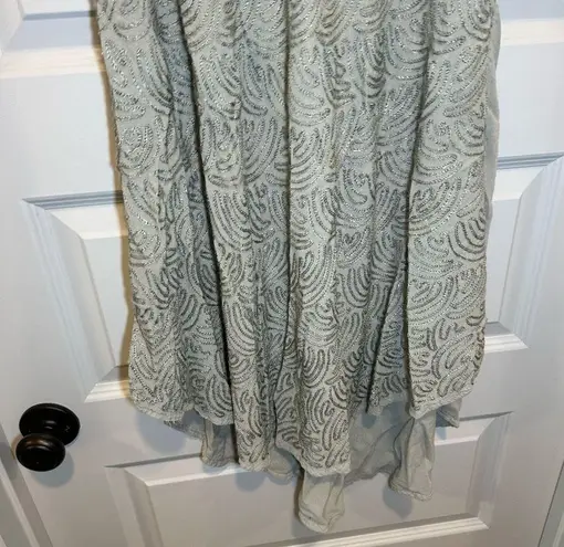 Cal Style Grey Embroidered Front Sleeveless Dress size M Size M