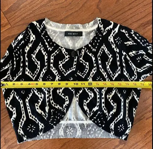 Nine West black/wht crop cardigan sweater. Size medium