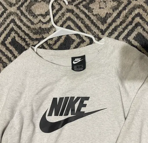 Nike Pullover Sweatshirt