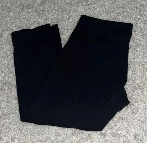 Lululemon  Black Cropped 21" Leggings size 8