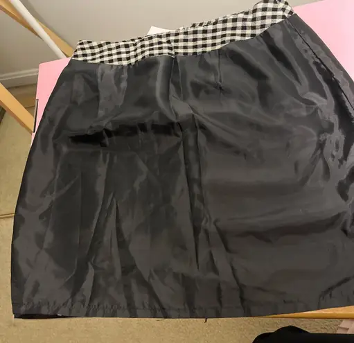 Classic Black and White Checkered Skirt