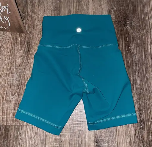 Lululemon FINAL PRICE Wunder Train High-Rise Short 6”